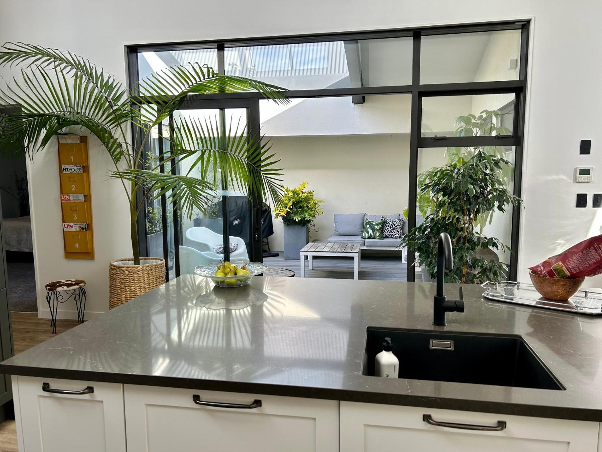 Seaduction Luxury Apartment Napier Bagian luar foto